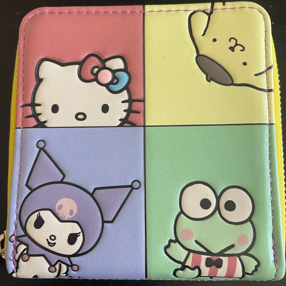 Hello kitty, lounge fly wallet, zippered opening lots of space for cards, new